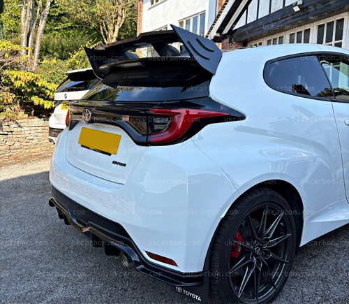 Toyota yaris spoiler carbon - spoiler,