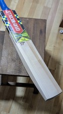 Gray Nicolls OMEGA 1.5 Cricket