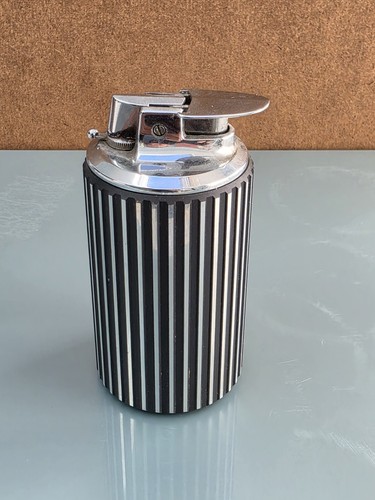 Vintage ronson table lighter - table,