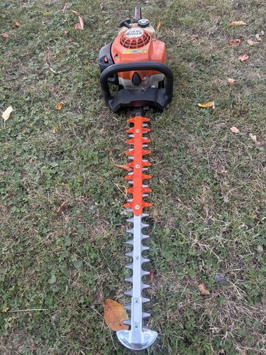 Stihl hs82t hedge trimmer - hedge,