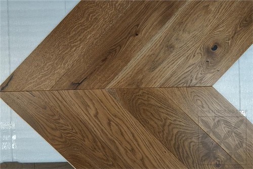 Sample engineered oak wood - sample:,