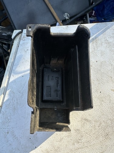 Battery box piaggio vespa - battery,