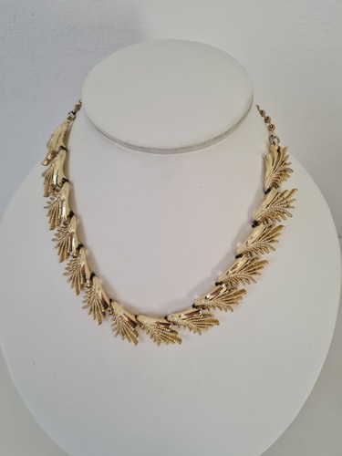 Vintage gold tone coro - tone,