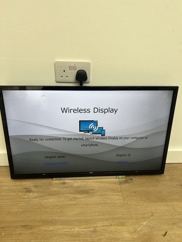 Toshiba lcd smart tv - lcd, tv,