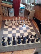 VINTAGE WOODEN STAUNTON CHESS
