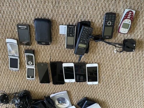 Vintage mobile phones - phones,, job
