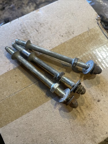 Recoil tank fixing - fixing, pegs