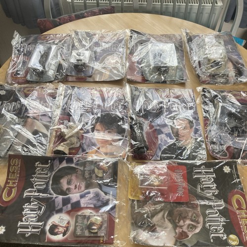 Harry potter chess pieces 10 - chess,
