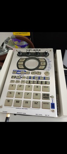 Roland 404 portable power - roland,