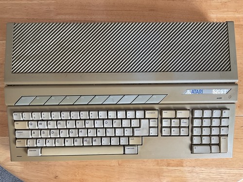 Atari ste with 4mb upgrade - ste,