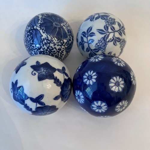 Blue white carpet balls - &,