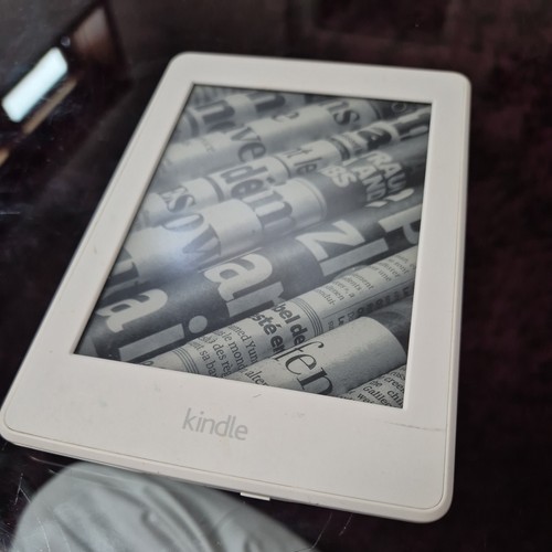 Faulty amazon kindle - faulty,