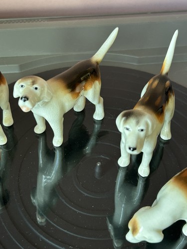 Beswick dogs foxhounds - foxhounds,