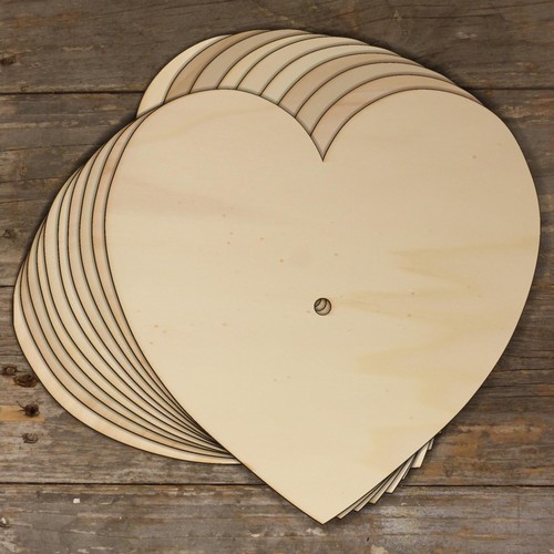 Wooden curvaceous heart - wooden,