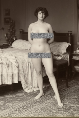 Vintage risque nude - 10,