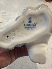 Lladro - 6275 - "Rose" -