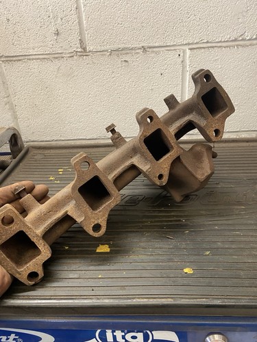 Ford pinto exhaust manifold - ford,