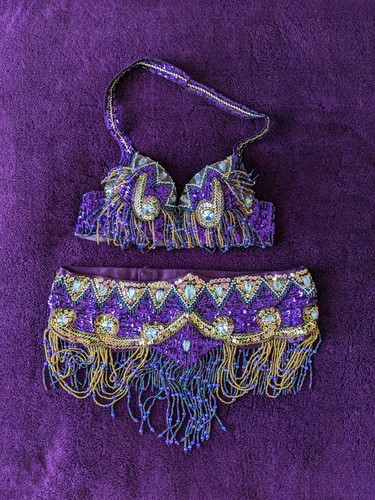 Burlesque showgirl belly dance - burlesque,