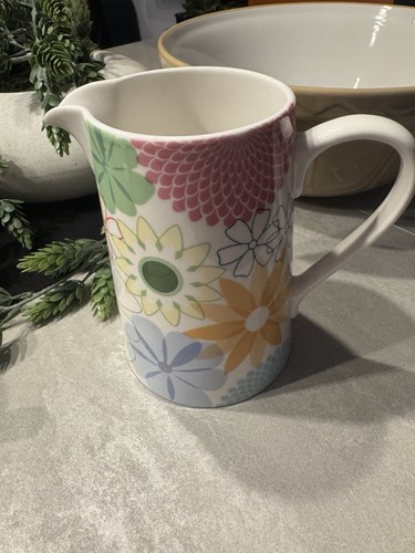 Portmeirion crazy daisy jug - crazy,