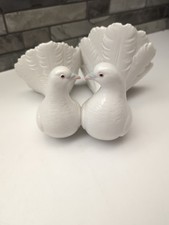 Lladro Kissing Doves Love