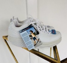 NWT Sketchers Work Women's