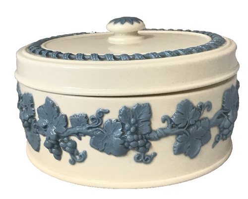Pot with lid candy - with,