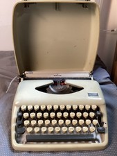 Vintage Adler Tippa Portable