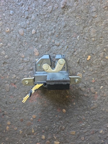Vauxhall corsa tailgate boot - vauxhall, d