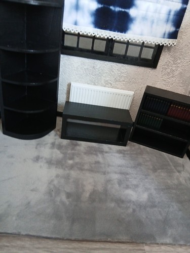 Scale black wooden corner - black,