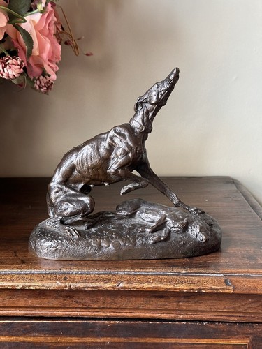 Bronze figure a greyhound - bronze,