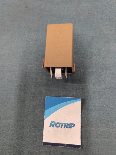 Windscreen wipers relay - windscreen,