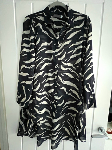 Mint velvet navy white animal - navy,