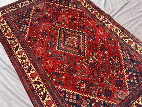 Red antique medallion - red,