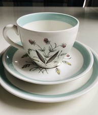 1960s Vintage Alfred Meakin Trio in Hedgerow Pattern Good Cond Cup Saucer Plate