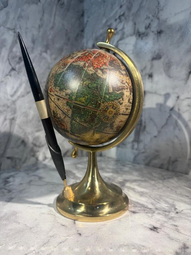 Decorative vintage mini desk