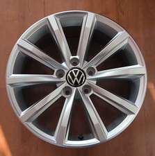 1x Genuine VW Passat 3G B8 17 Inch Alloy Wheel London 7x17 ET40 3G0601025BP