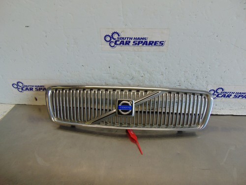 Volvo v70 radiator grill - volvo, 05-07