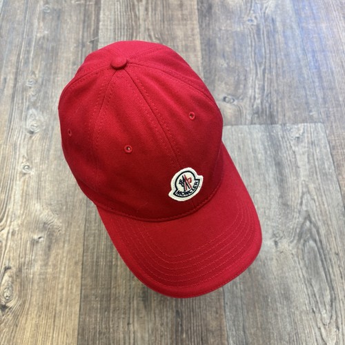 Moncler badge cap red - red, striped