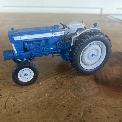 Universal hobbies ford 5000 - -,