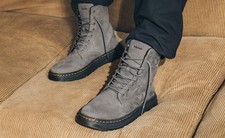 DR MARTENS CREWSON CHUKKA BOOTS UK SIZE 6.5 EU 40 GREY 31225029 DMS DOCS