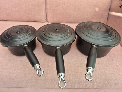 Creuset signature cast iron - cast,