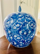 Vintage Chinese Ginger Jar Blue White Porcelain w/ Lid Cherry Blossom Butterfly