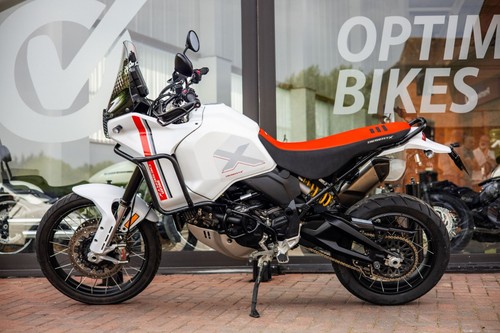 Ducati desert 2022 - ducati,