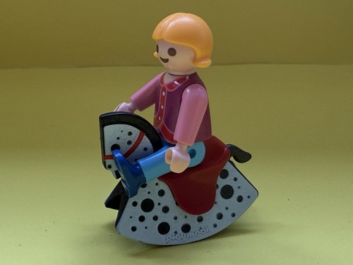 Playmobil little girl - playmobil,
