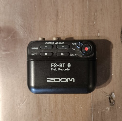 Zoom field recorder - zoom,