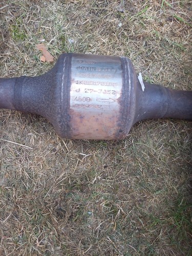 Scrap catalytic converter - vw,