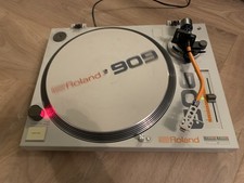 Roland 909 TT-99 DJ Turntable