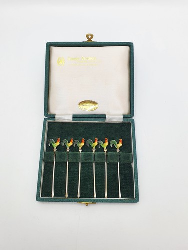 Beautiful set enamelled and - of,