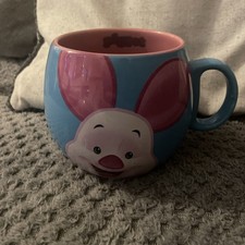 DISNEY Official Winnie The