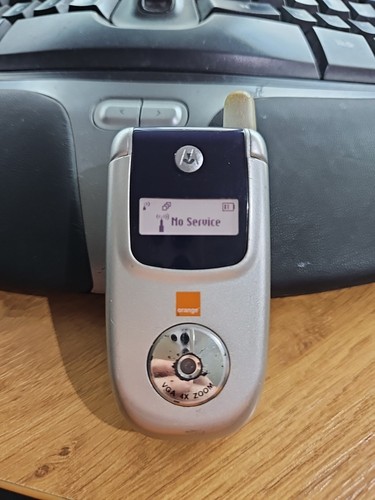 Motorola v220 silver orange - motorola,